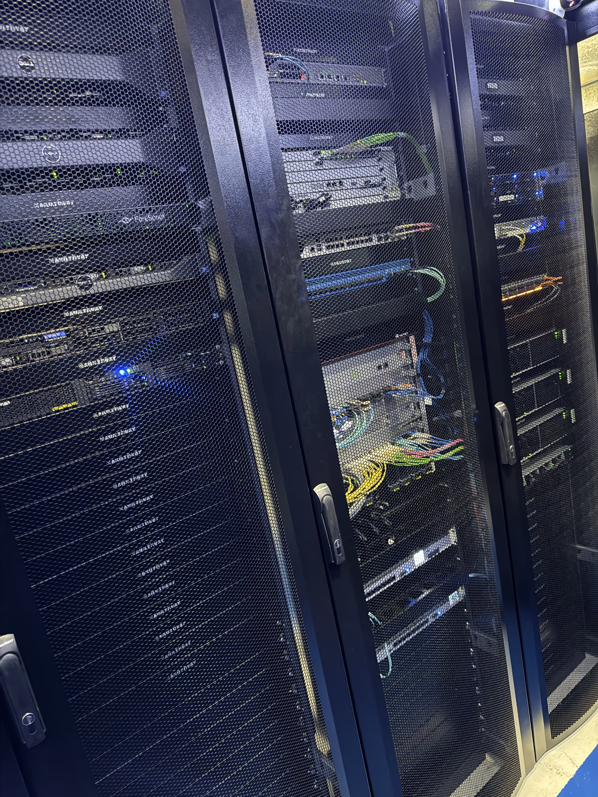 Projeto eletrico de POP organizado pela Athon Networks